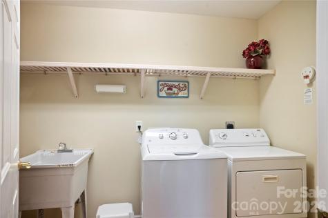 13 Stonebridge Drive Asheville NC 28805