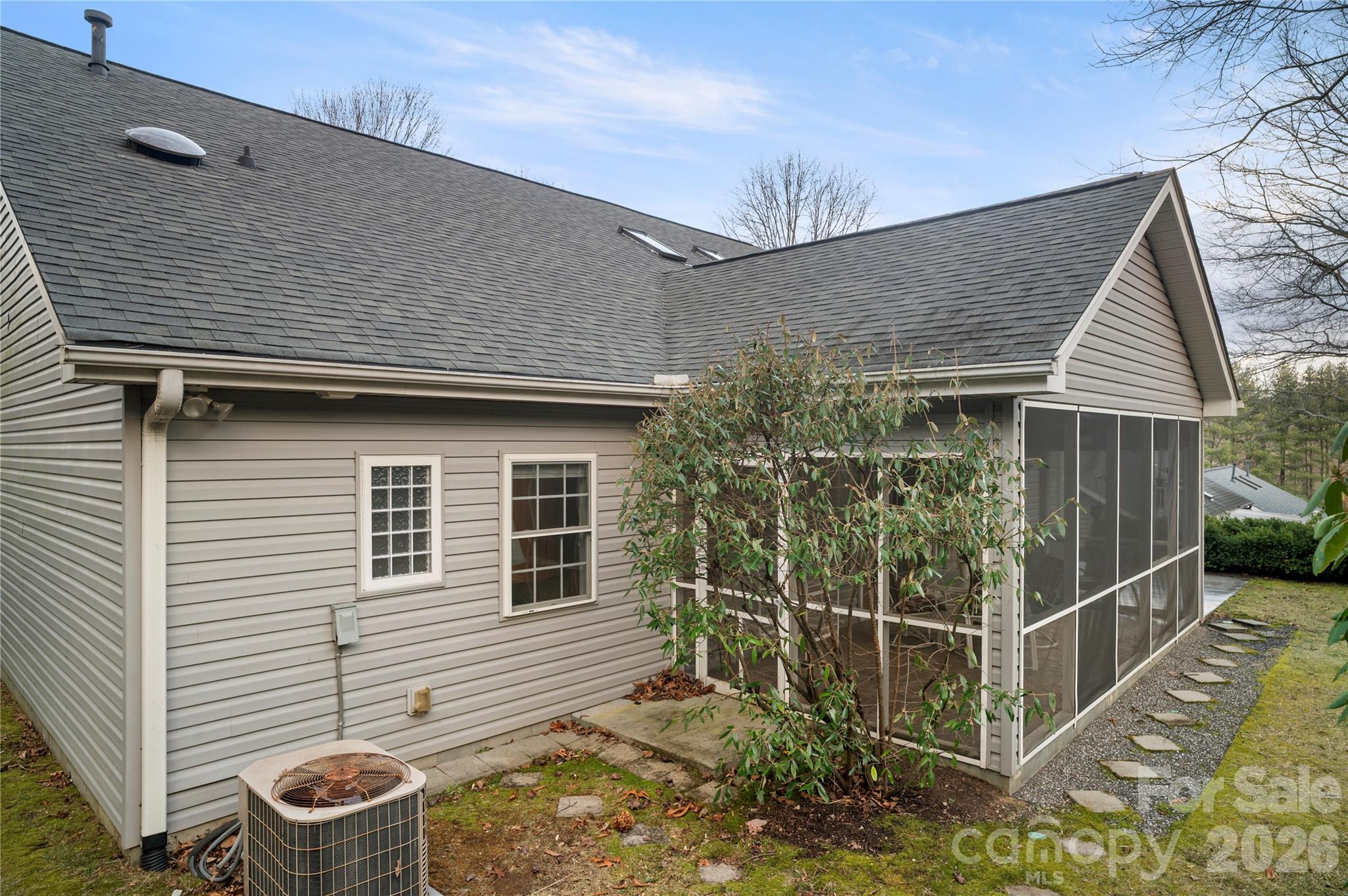 13 Stonebridge Drive Asheville NC 28805