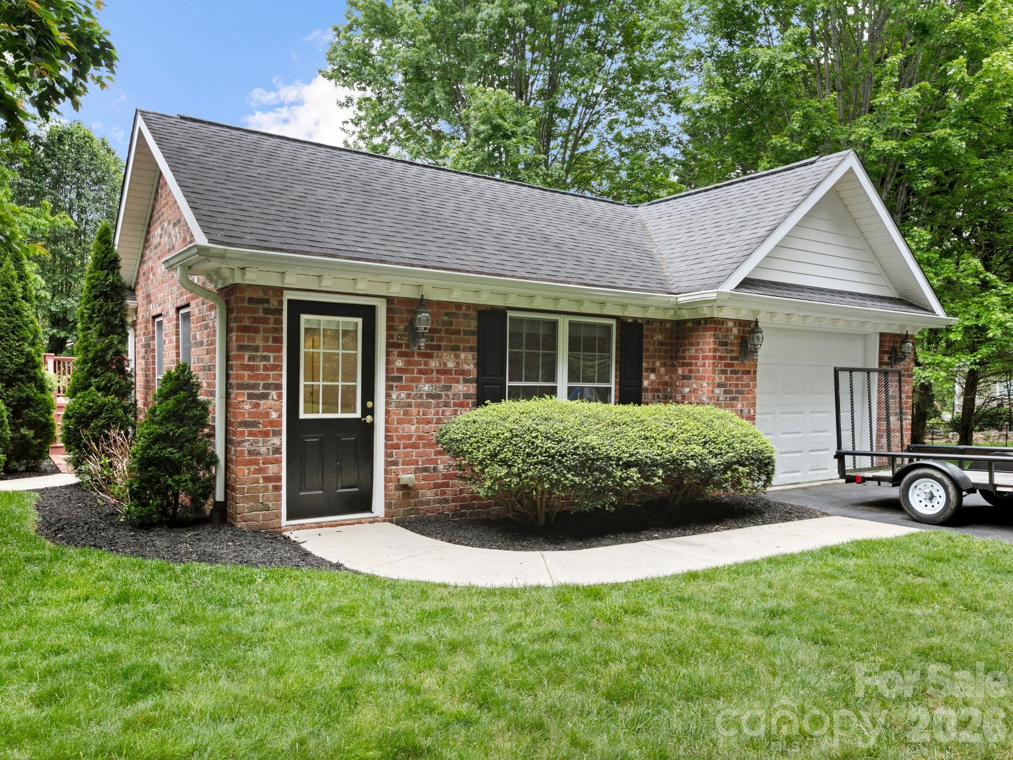 103 Berry Hill Drive Hendersonville NC 28791