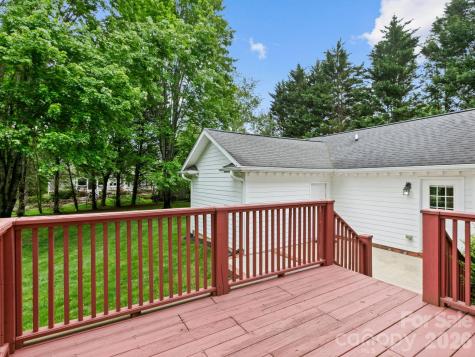 103 Berry Hill Drive Hendersonville NC 28791
