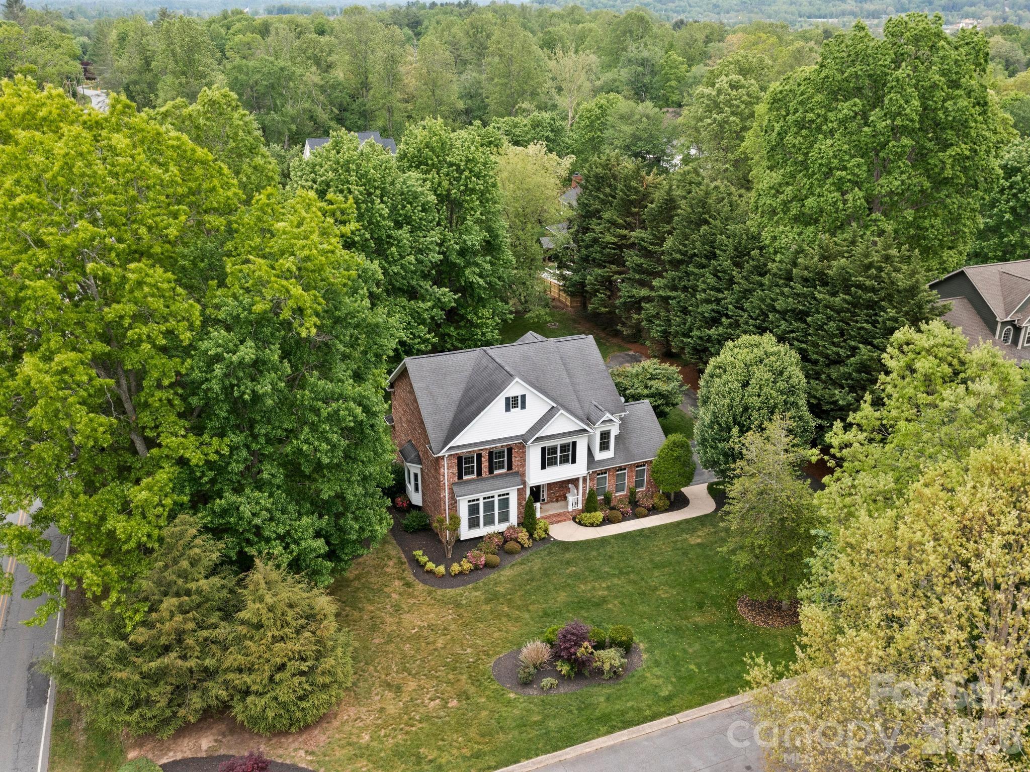 103 Berry Hill Drive Hendersonville NC 28791