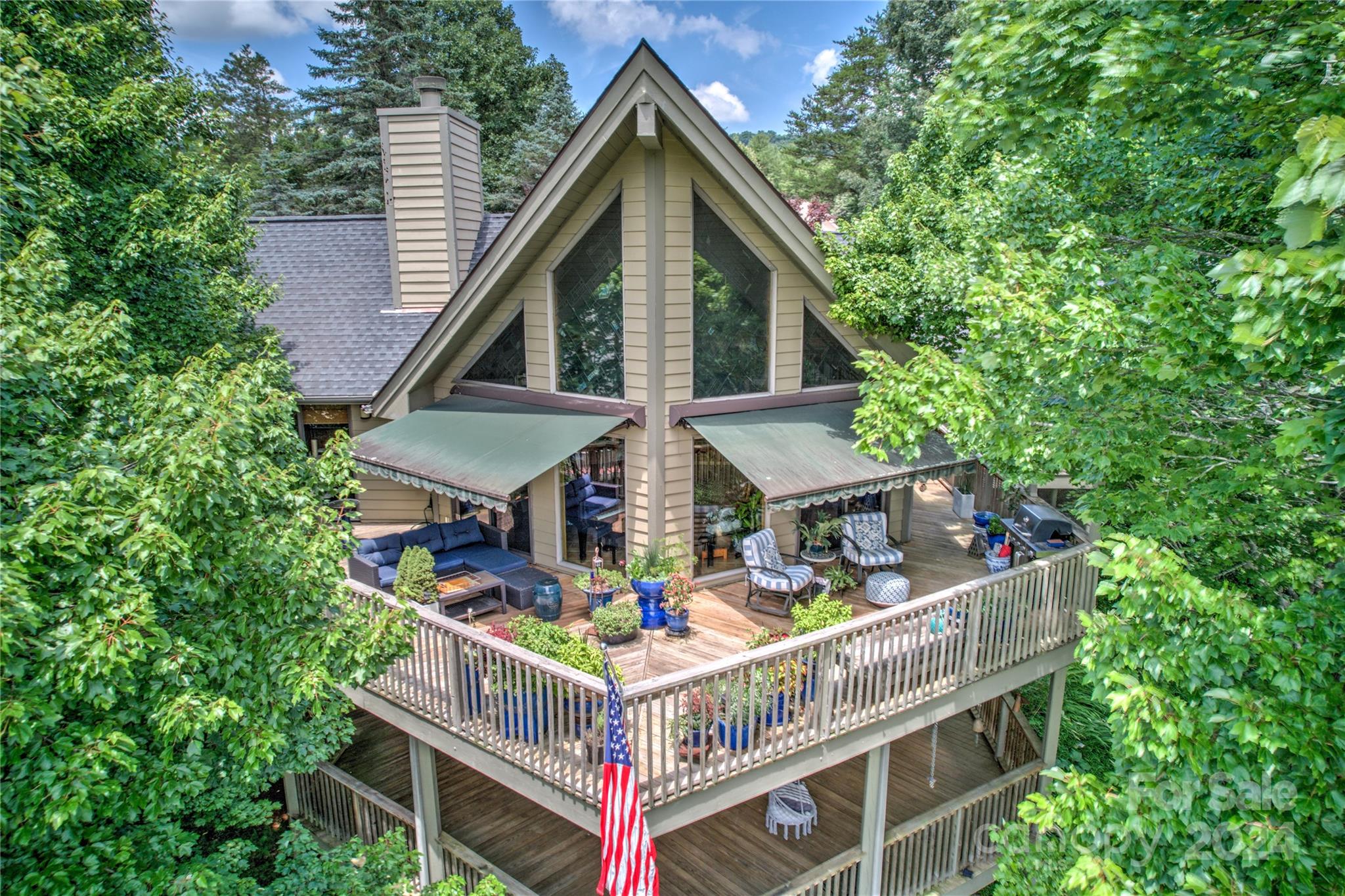 6 Manor Way Weaverville NC 28787