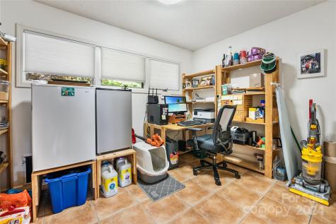 6 Manor Way Weaverville NC 28787