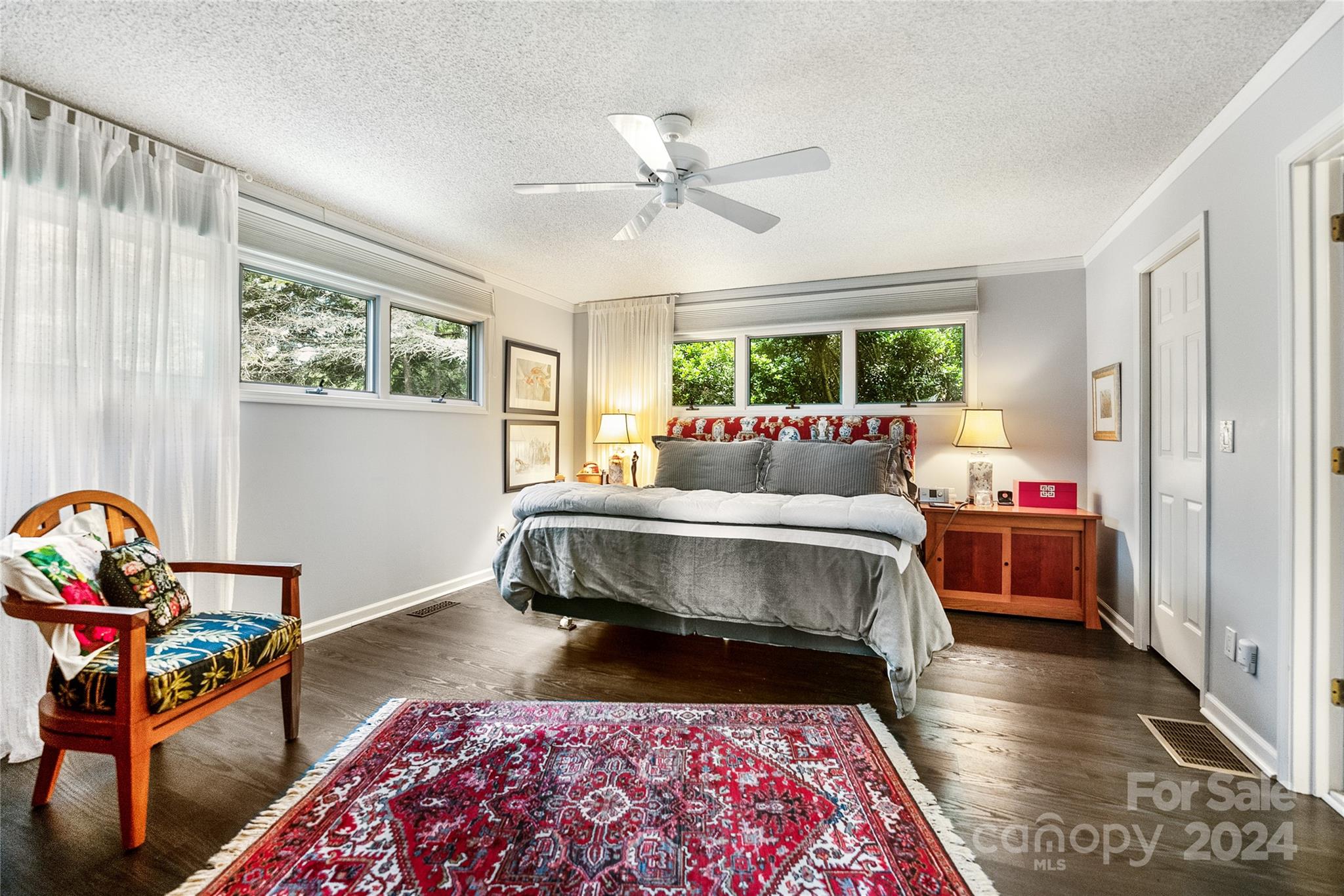6 Manor Way Weaverville NC 28787