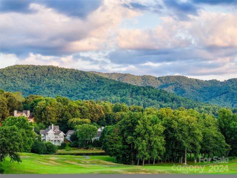 6 Manor Way Weaverville NC 28787