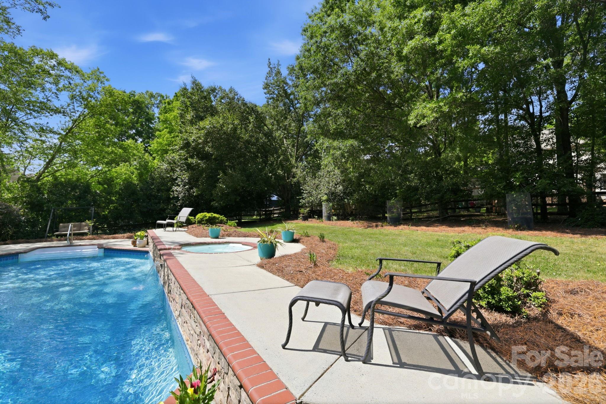 5510 Providence Glen Road Charlotte NC 28270