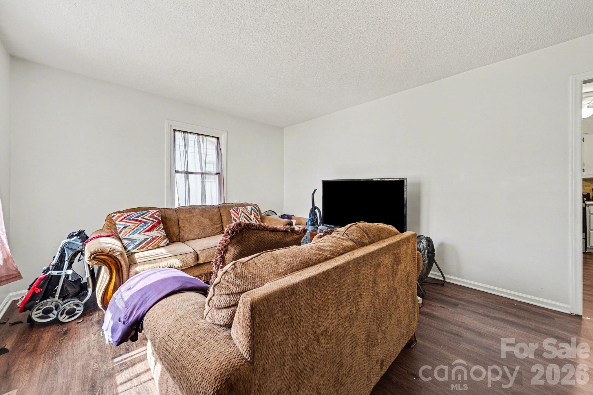 1332 Poston Circle Gastonia NC 28054