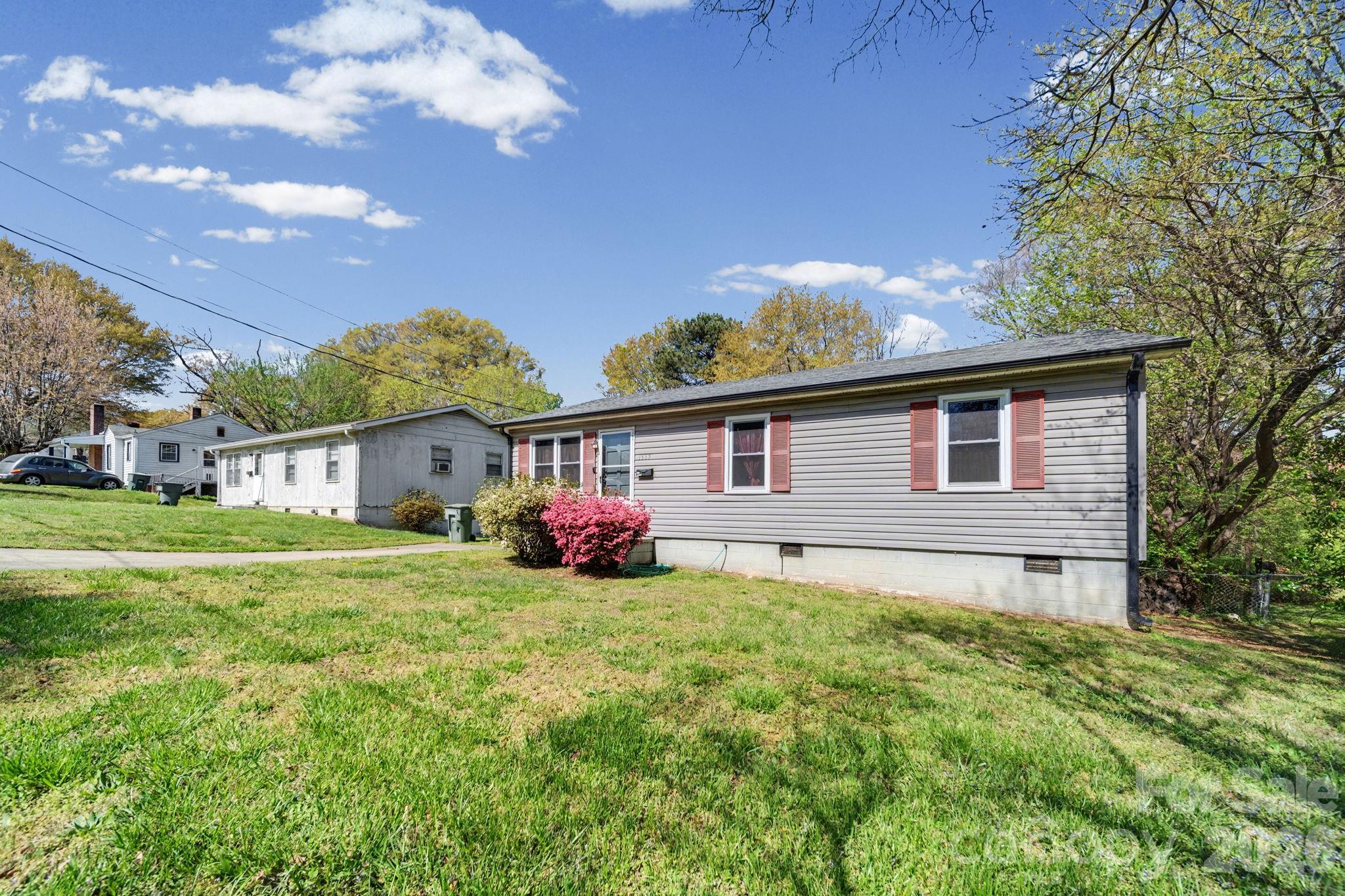 1332 Poston Circle Gastonia NC 28054