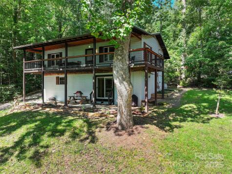 290 Turkey Pen Road Franklin NC 28734