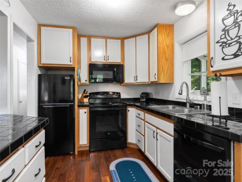 290 Turkey Pen Road Franklin NC 28734
