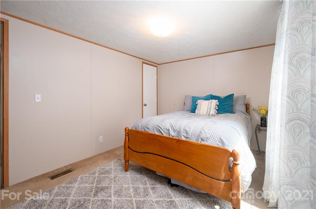 29 Herschel King Drive Candler NC 28715