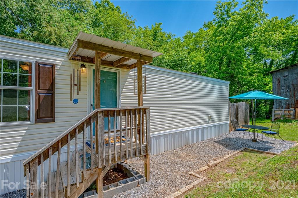 29 Herschel King Drive Candler NC 28715