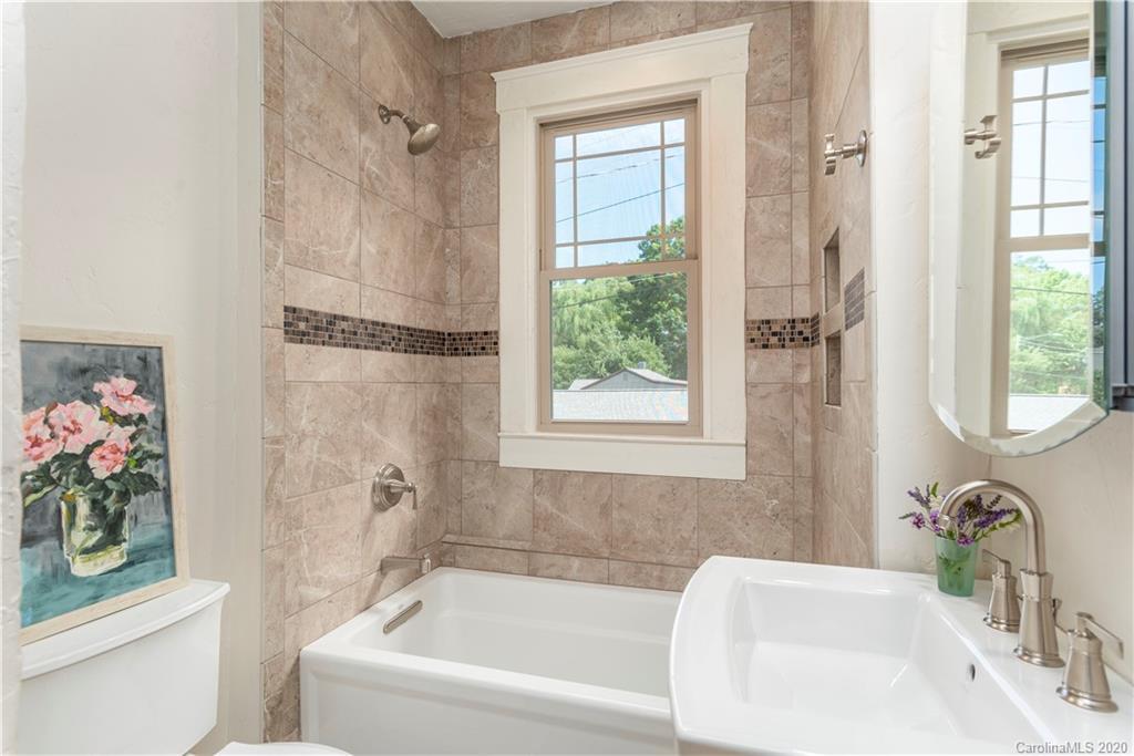 44 Hollywood Street Asheville NC 28801