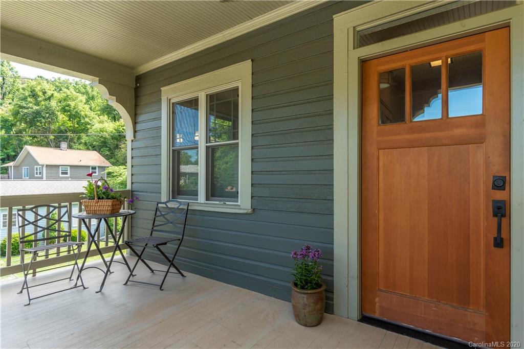 44 Hollywood Street Asheville NC 28801