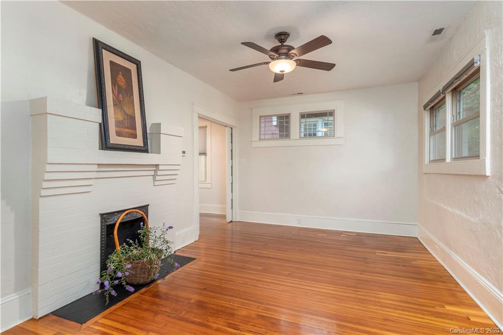 44 Hollywood Street Asheville NC 28801