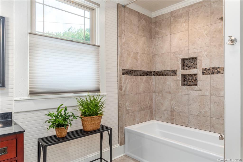44 Hollywood Street Asheville NC 28801