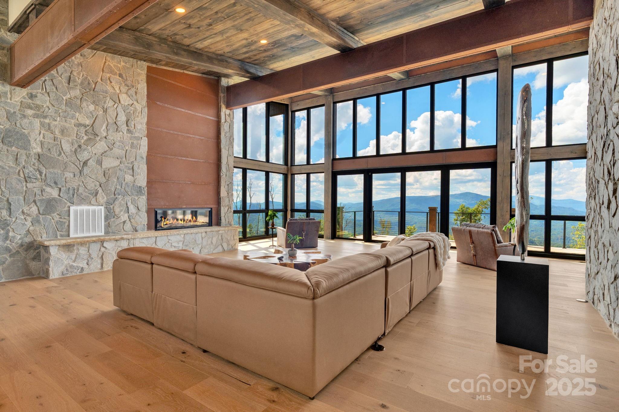 294 Silver Eagle Trail Banner Elk NC 28604