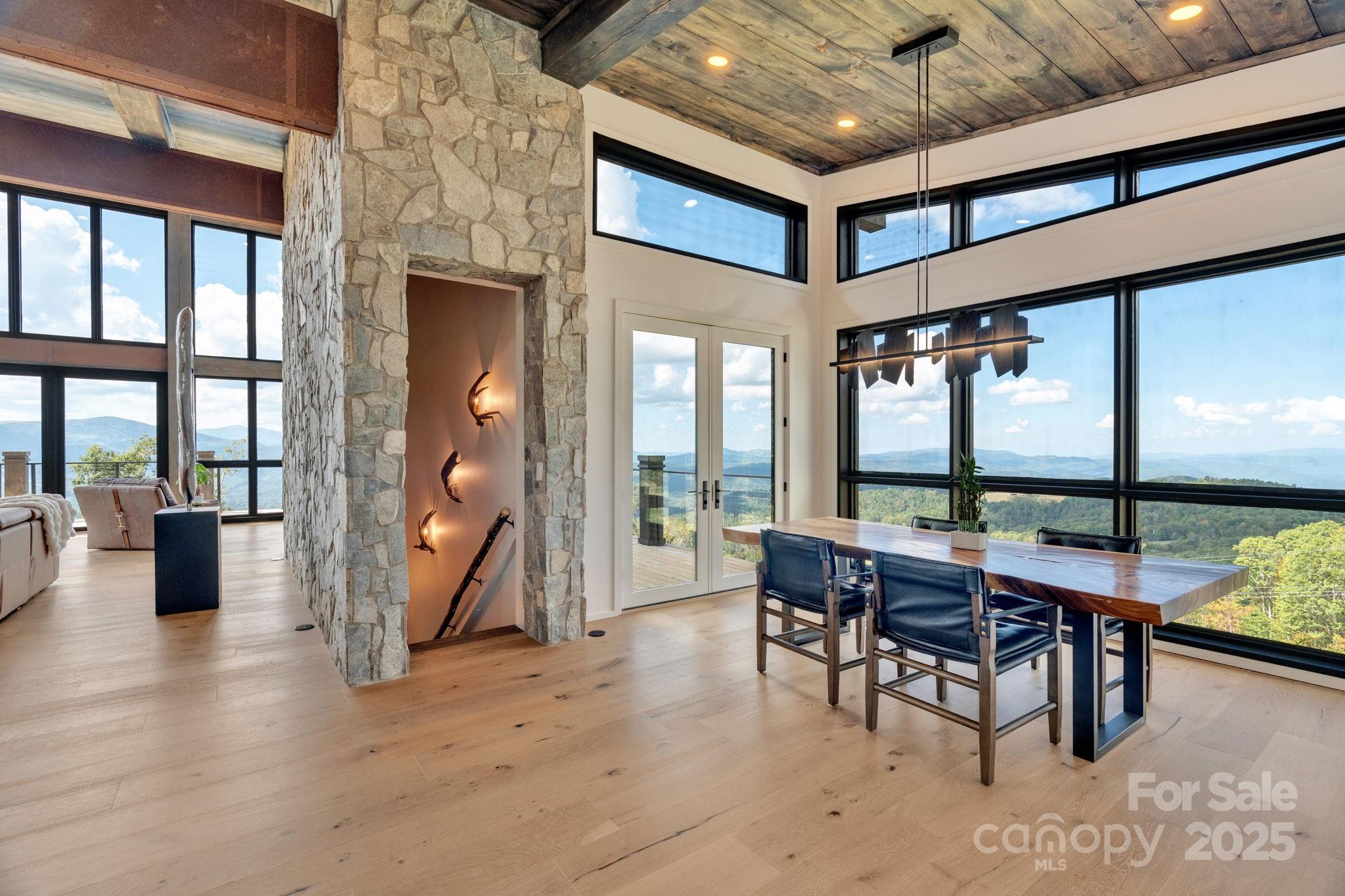 294 Silver Eagle Trail Banner Elk NC 28604