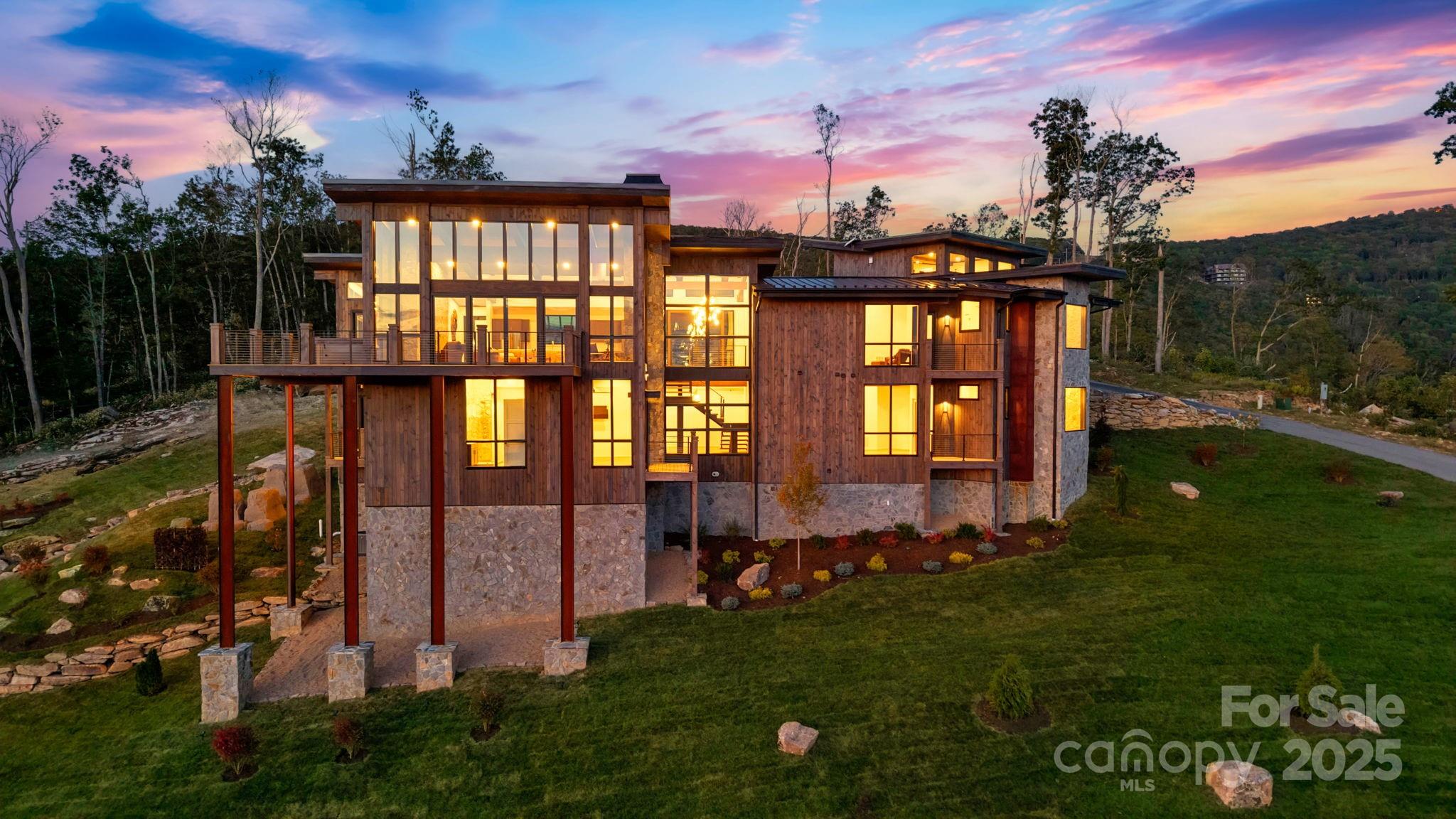 294 Silver Eagle Trail Banner Elk NC 28604