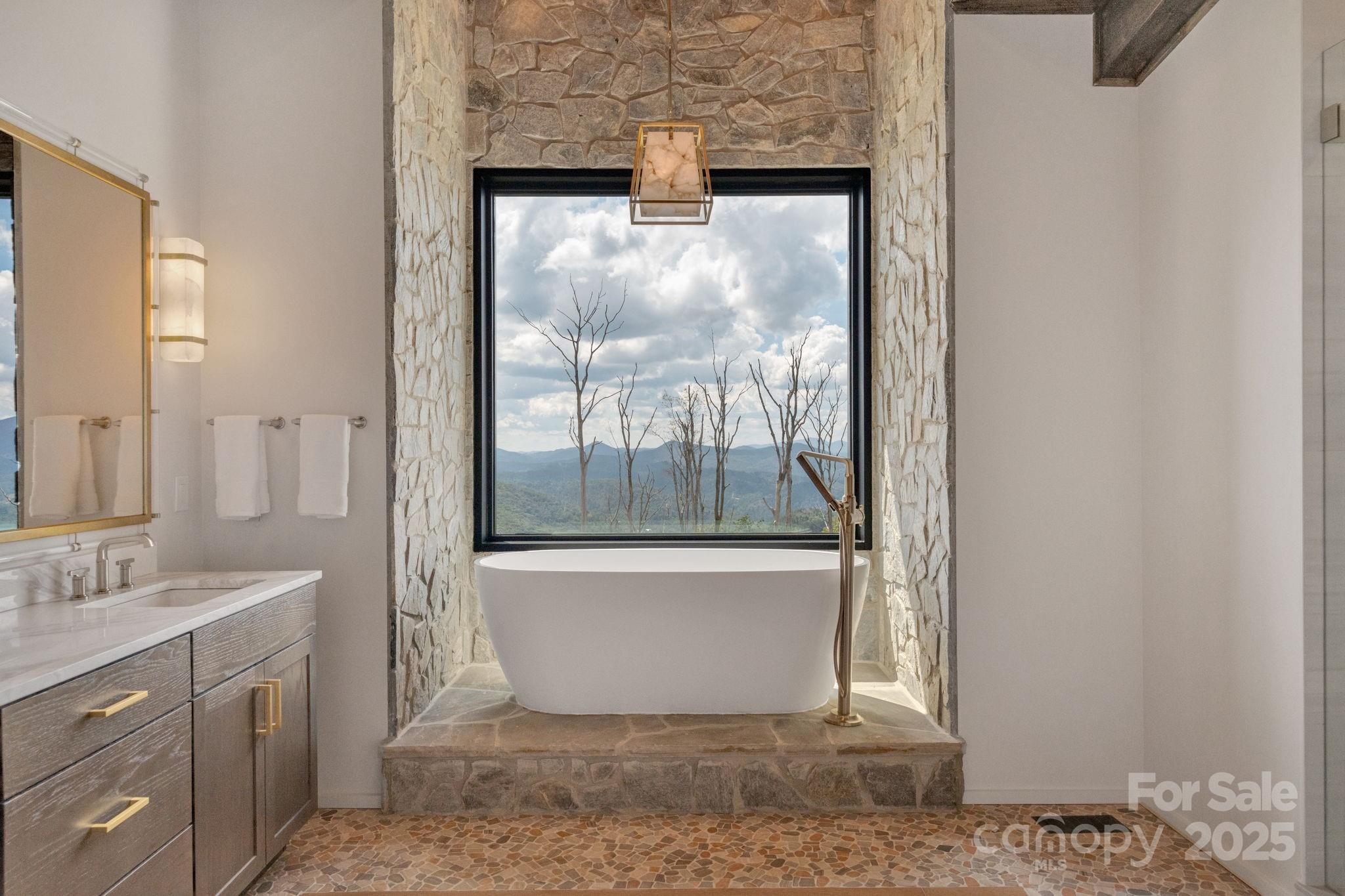 294 Silver Eagle Trail Banner Elk NC 28604