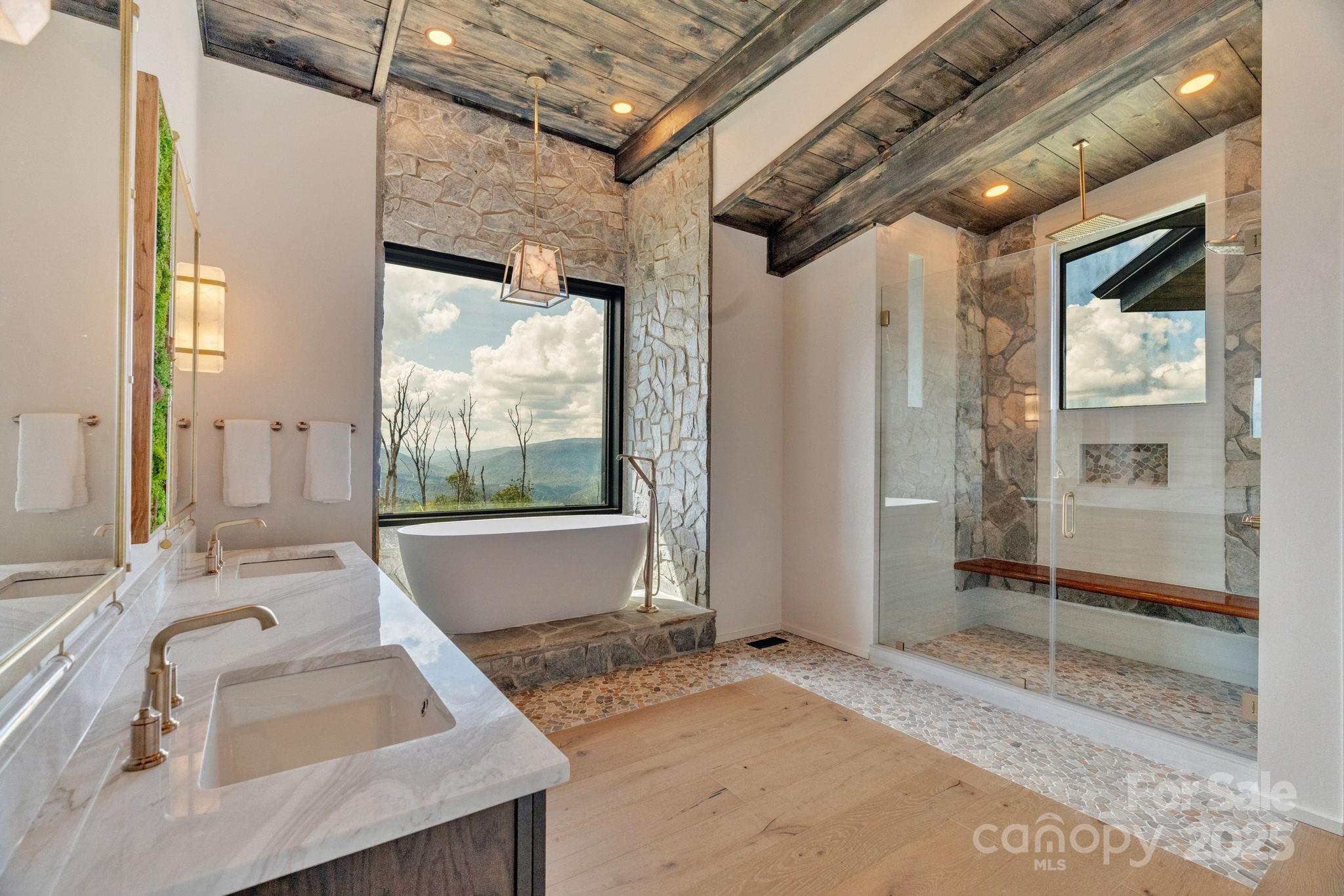 294 Silver Eagle Trail Banner Elk NC 28604