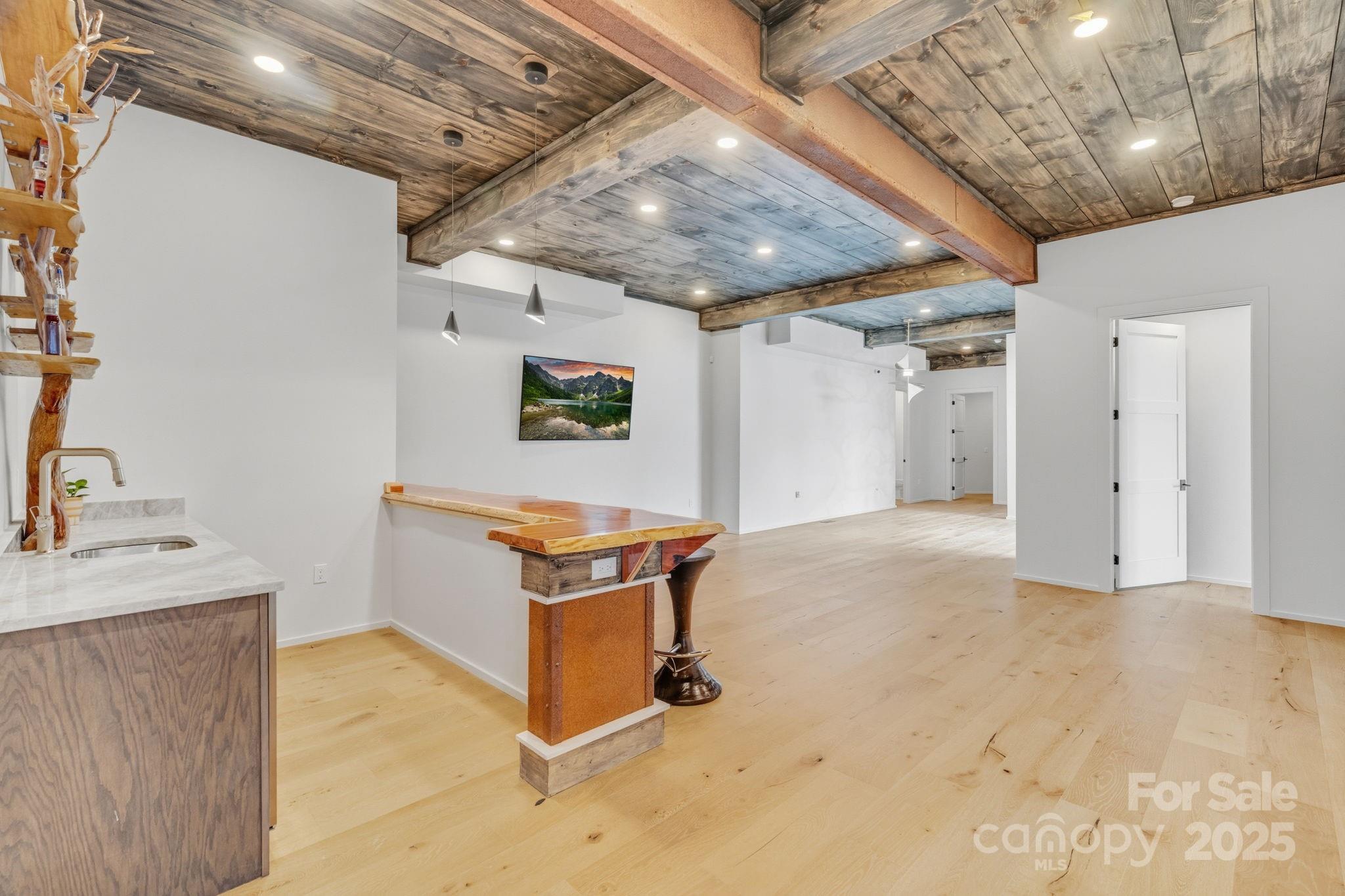 294 Silver Eagle Trail Banner Elk NC 28604