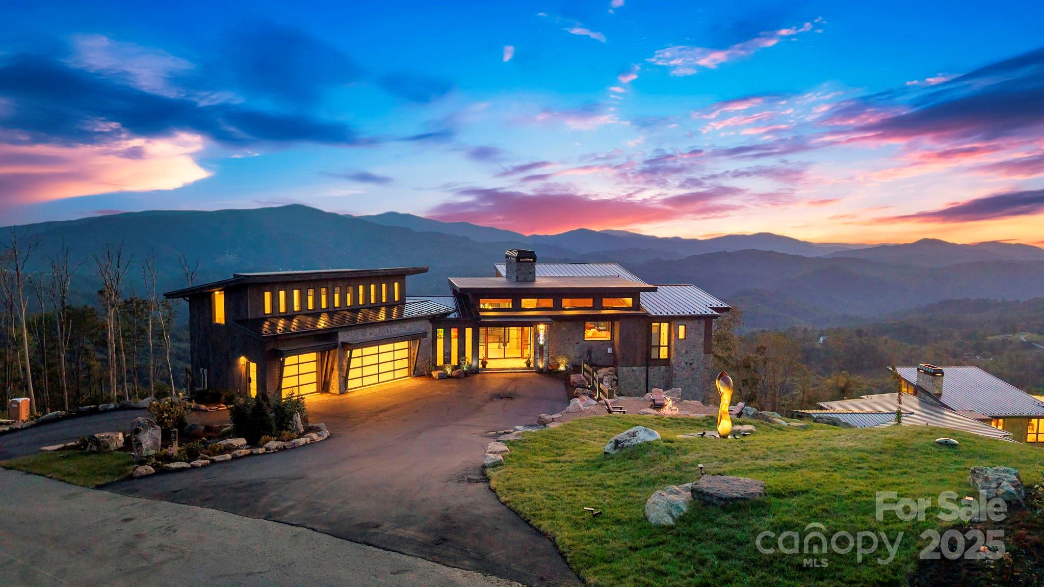 294 Silver Eagle Trail Banner Elk NC 28604