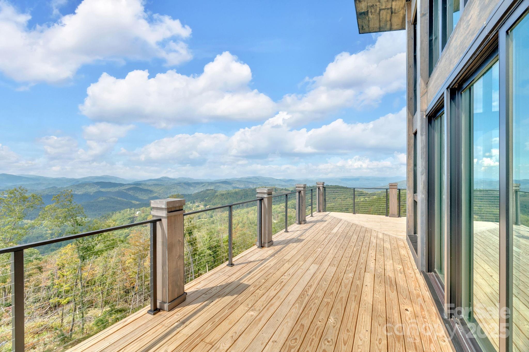 294 Silver Eagle Trail Banner Elk NC 28604