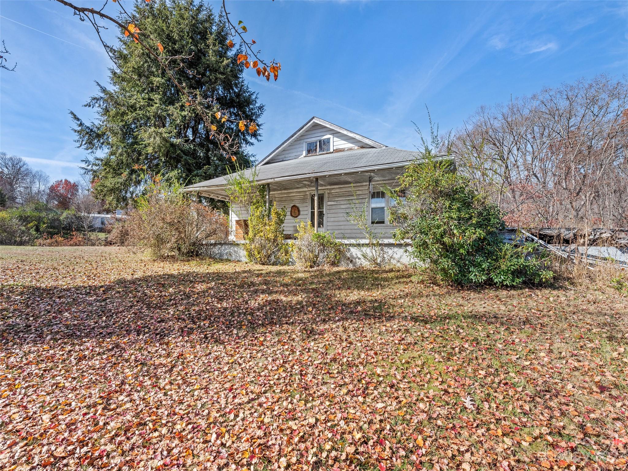 2945 Thickety Road Clyde NC 28721