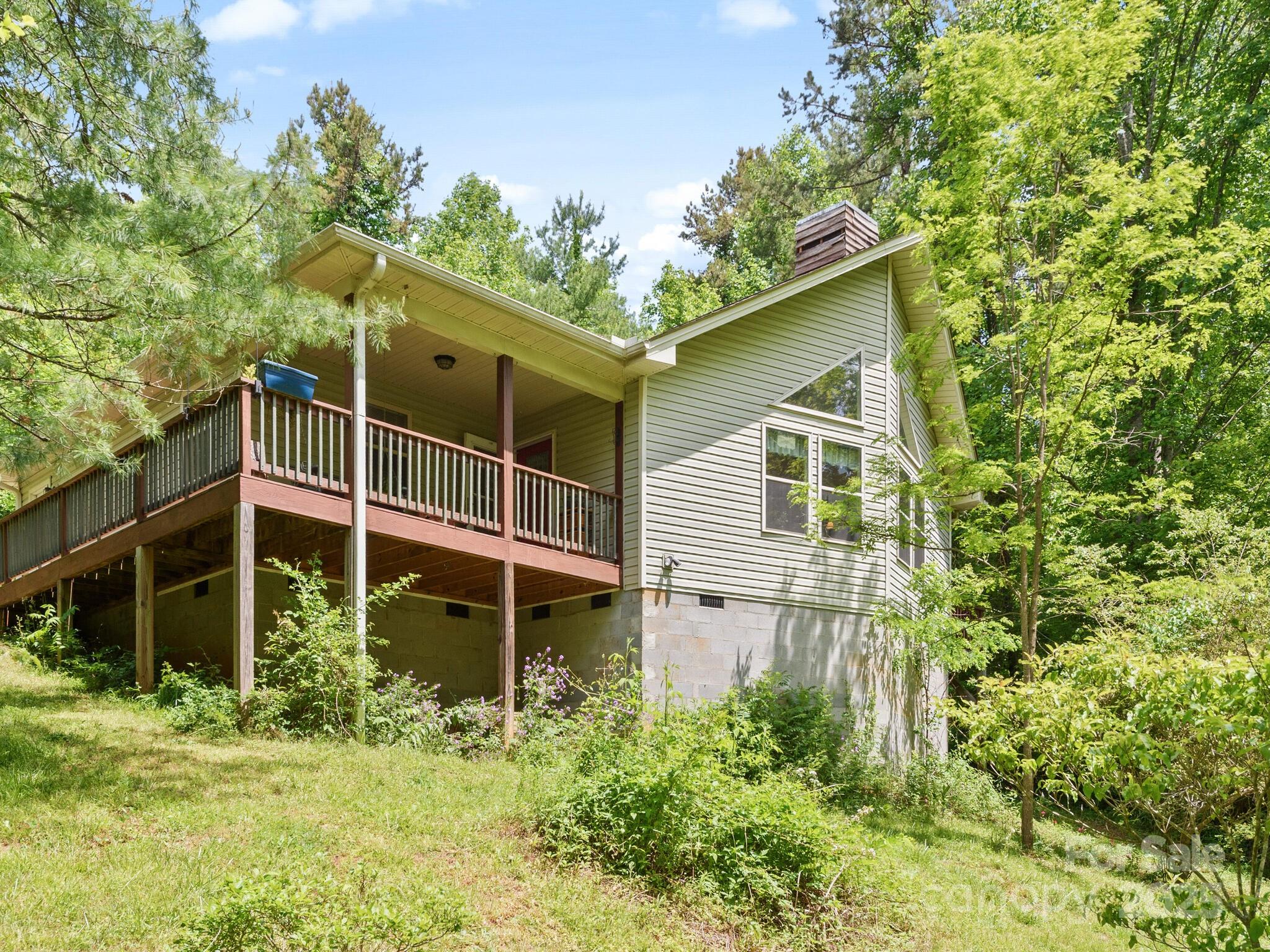 53 Hawkins Drive Leicester NC 28748