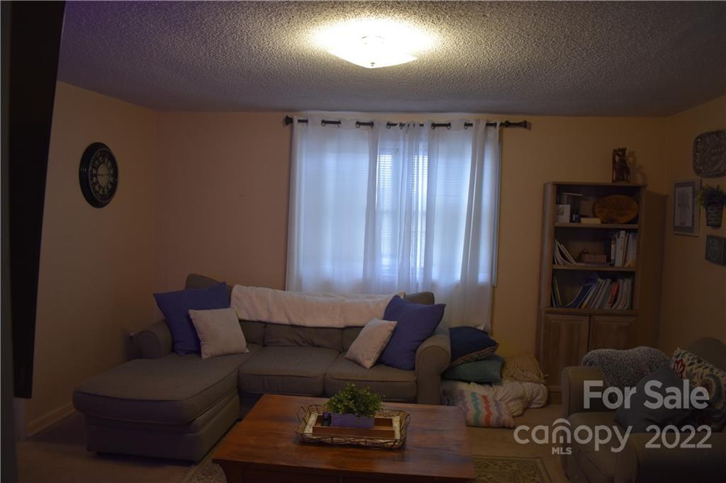 50 Roberta Street Marion NC 28752