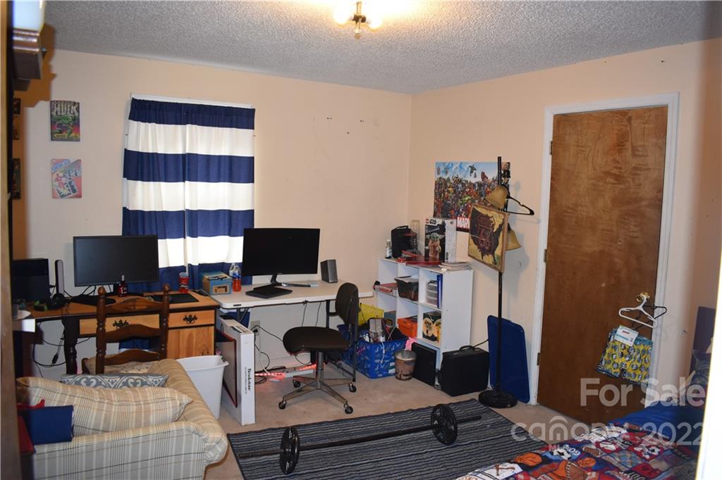 50 Roberta Street Marion NC 28752