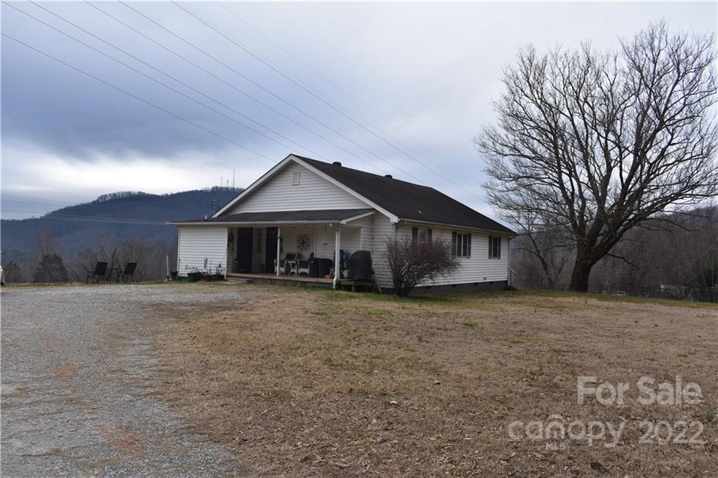 50 Roberta Street Marion NC 28752