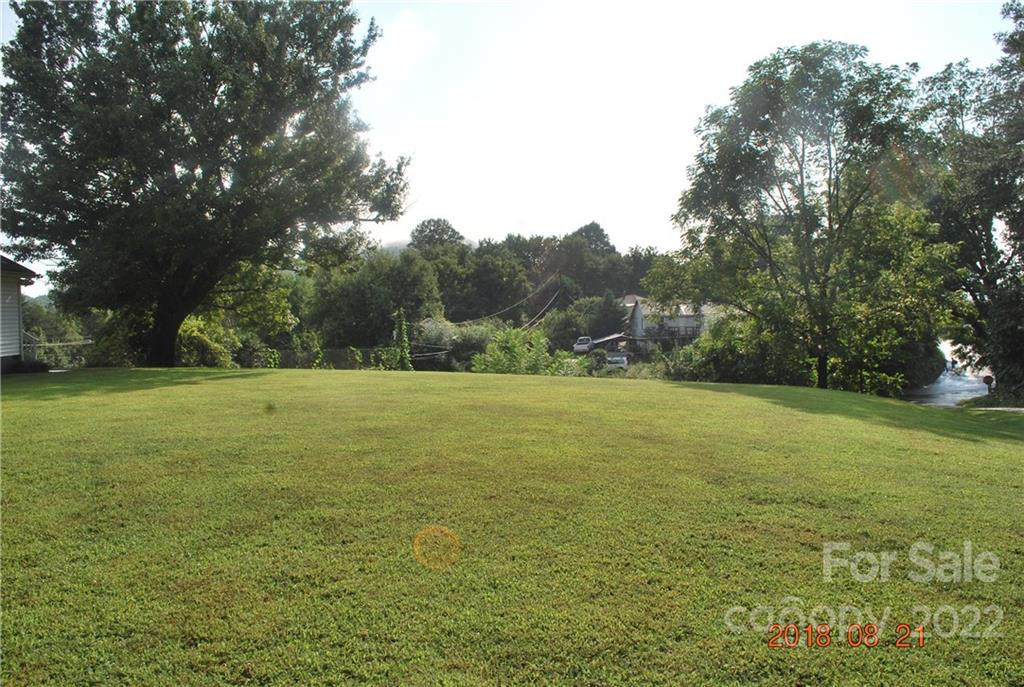 50 Roberta Street Marion NC 28752