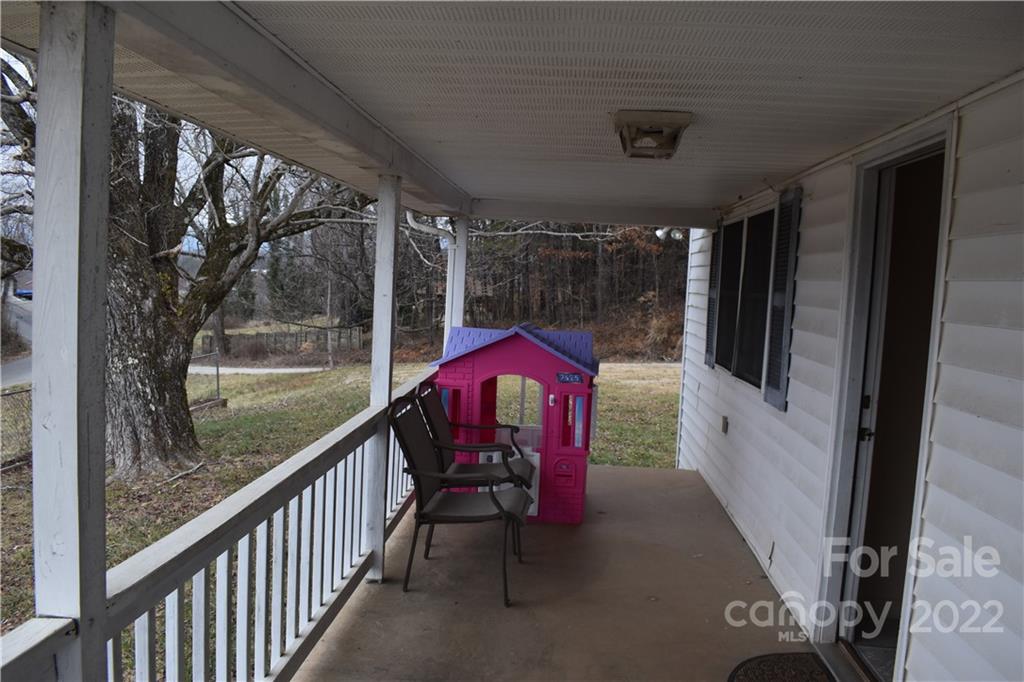50 Roberta Street Marion NC 28752