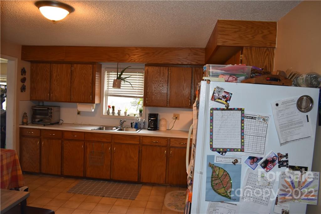 50 Roberta Street Marion NC 28752