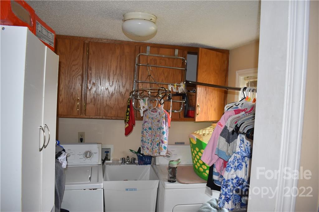 50 Roberta Street Marion NC 28752