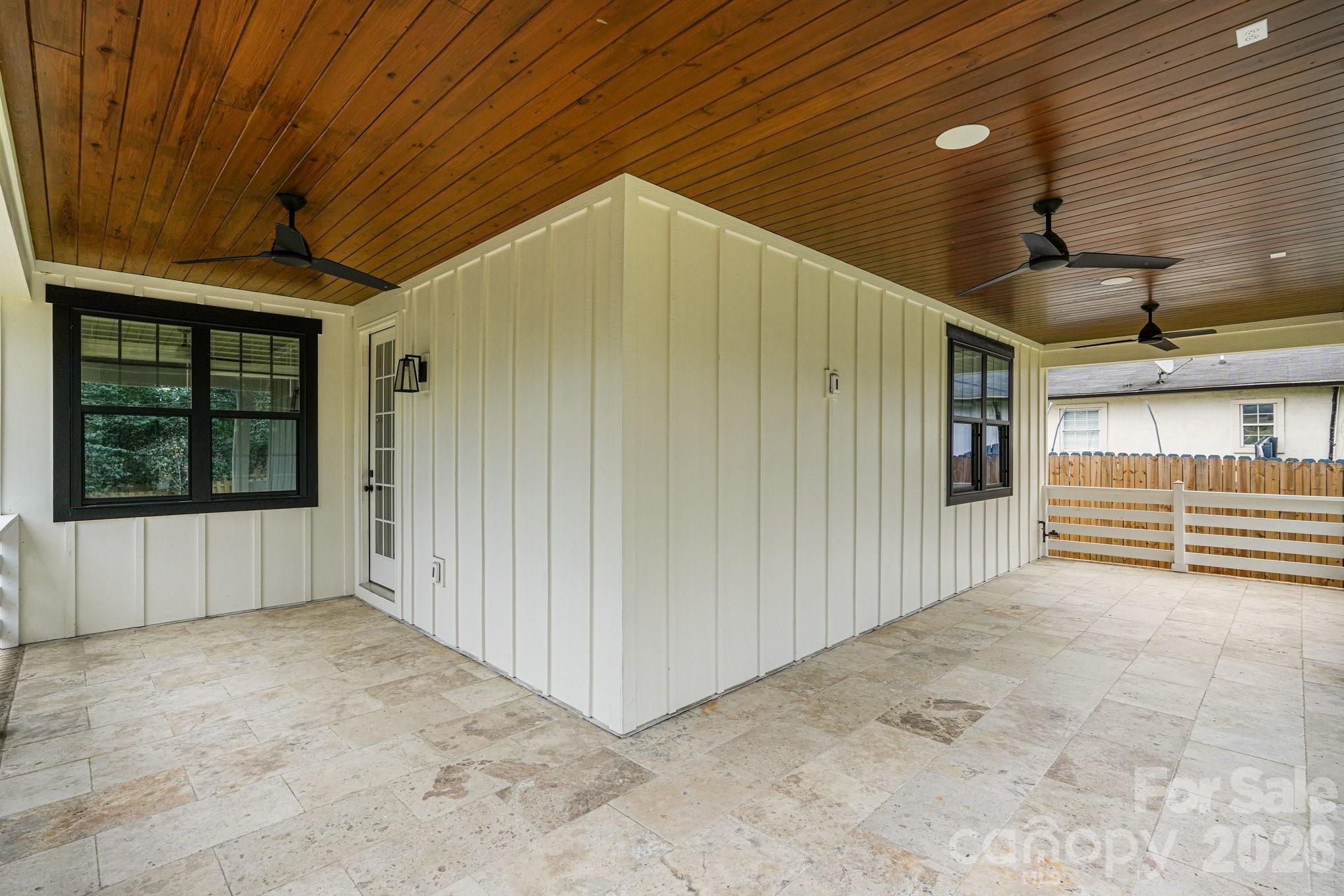 2305 Sanders Avenue Charlotte NC 28216