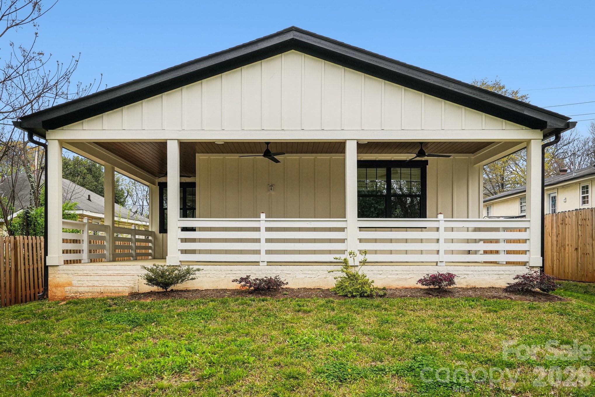 2305 Sanders Avenue Charlotte NC 28216