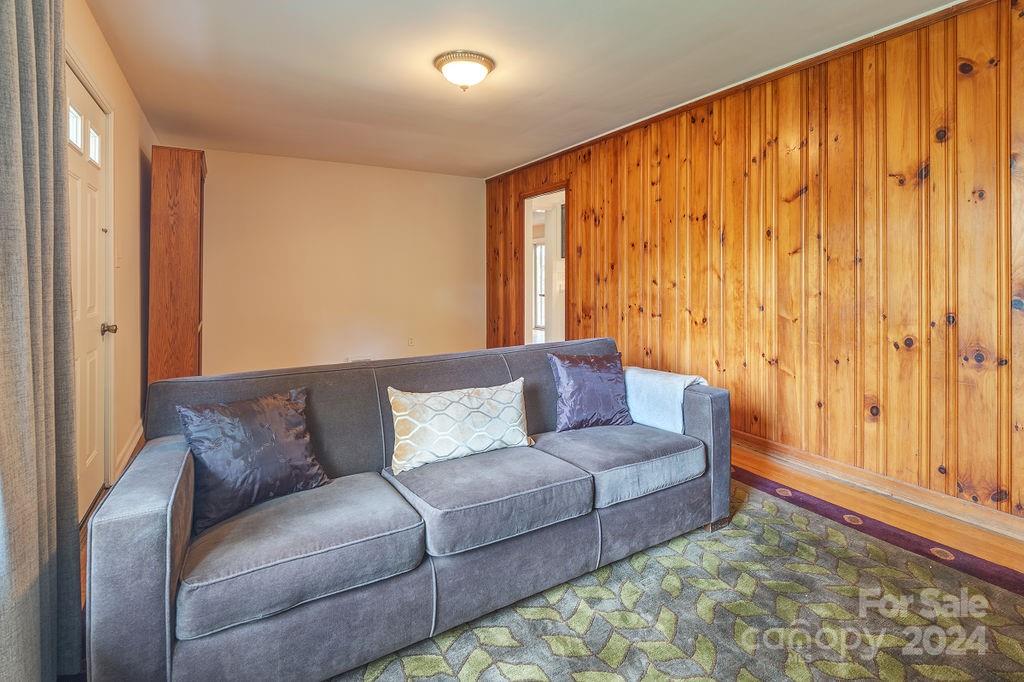 39 Sycamore Street Asheville NC 28804