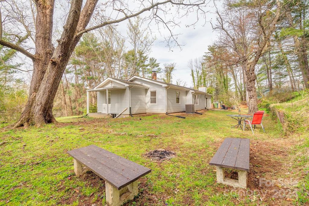 39 Sycamore Street Asheville NC 28804