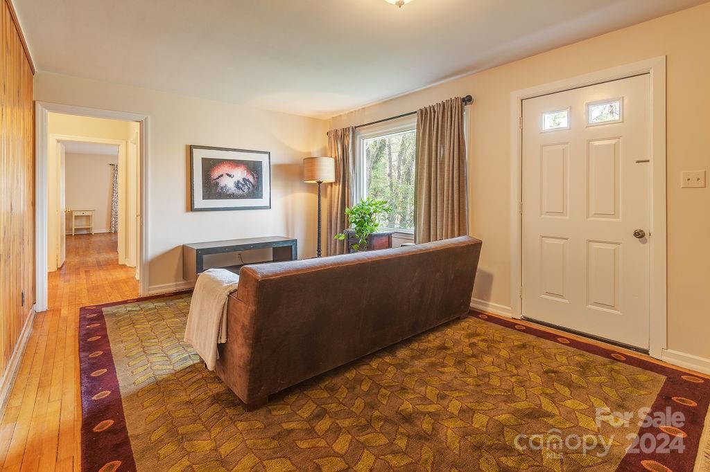 39 Sycamore Street Asheville NC 28804