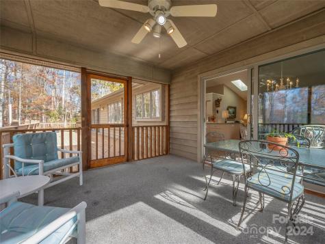 70 Old Hickory Trail Hendersonville NC 28739
