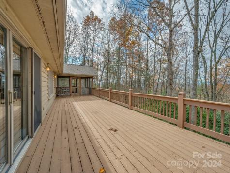 70 Old Hickory Trail Hendersonville NC 28739