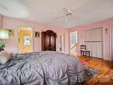 70 Old Hickory Trail Hendersonville NC 28739