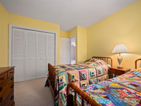 70 Old Hickory Trail Hendersonville NC 28739
