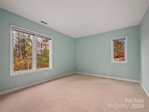 70 Old Hickory Trail Hendersonville NC 28739