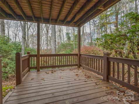 70 Old Hickory Trail Hendersonville NC 28739