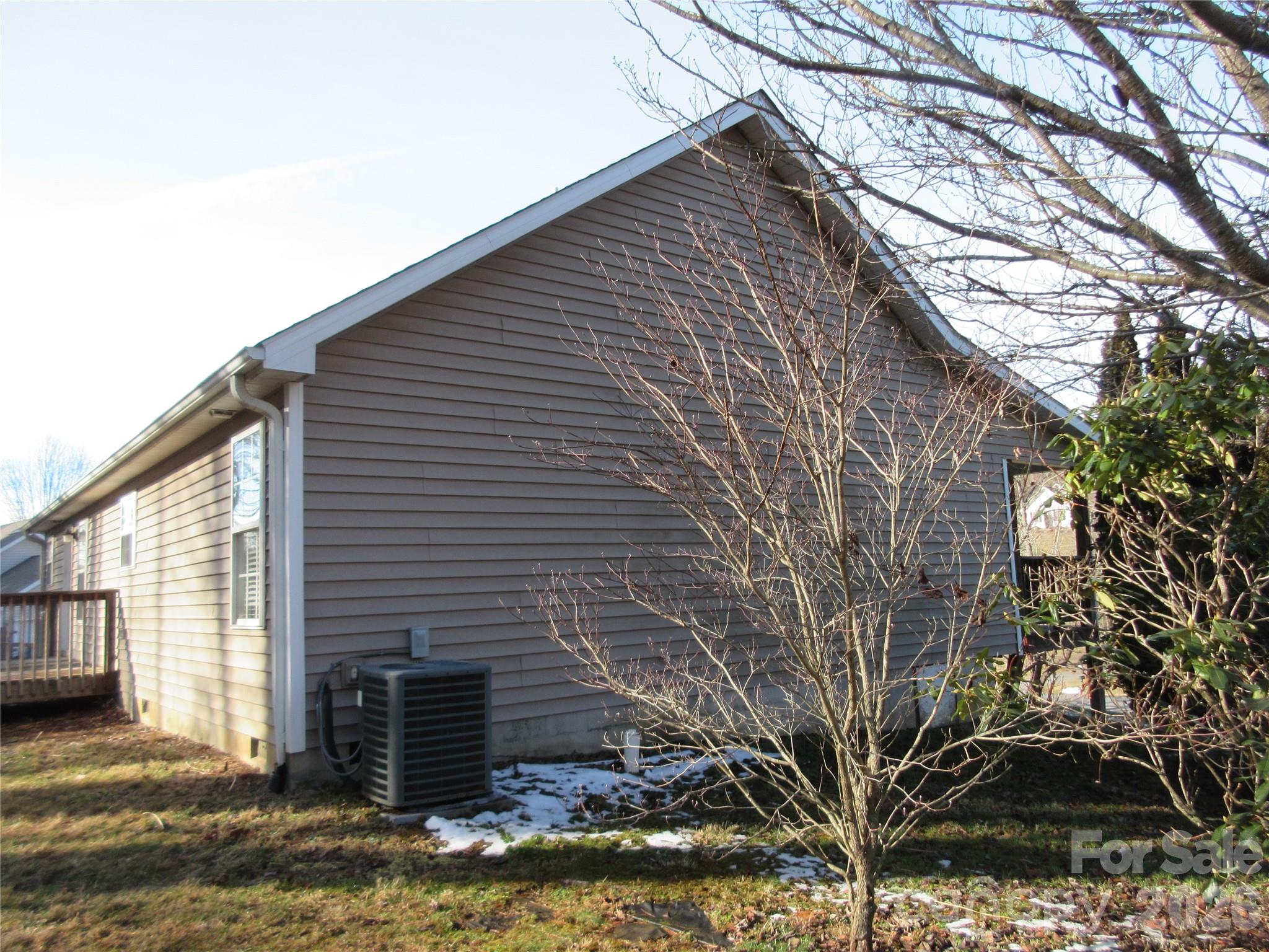 618 Brook Knoll Circle Weaverville NC 28787