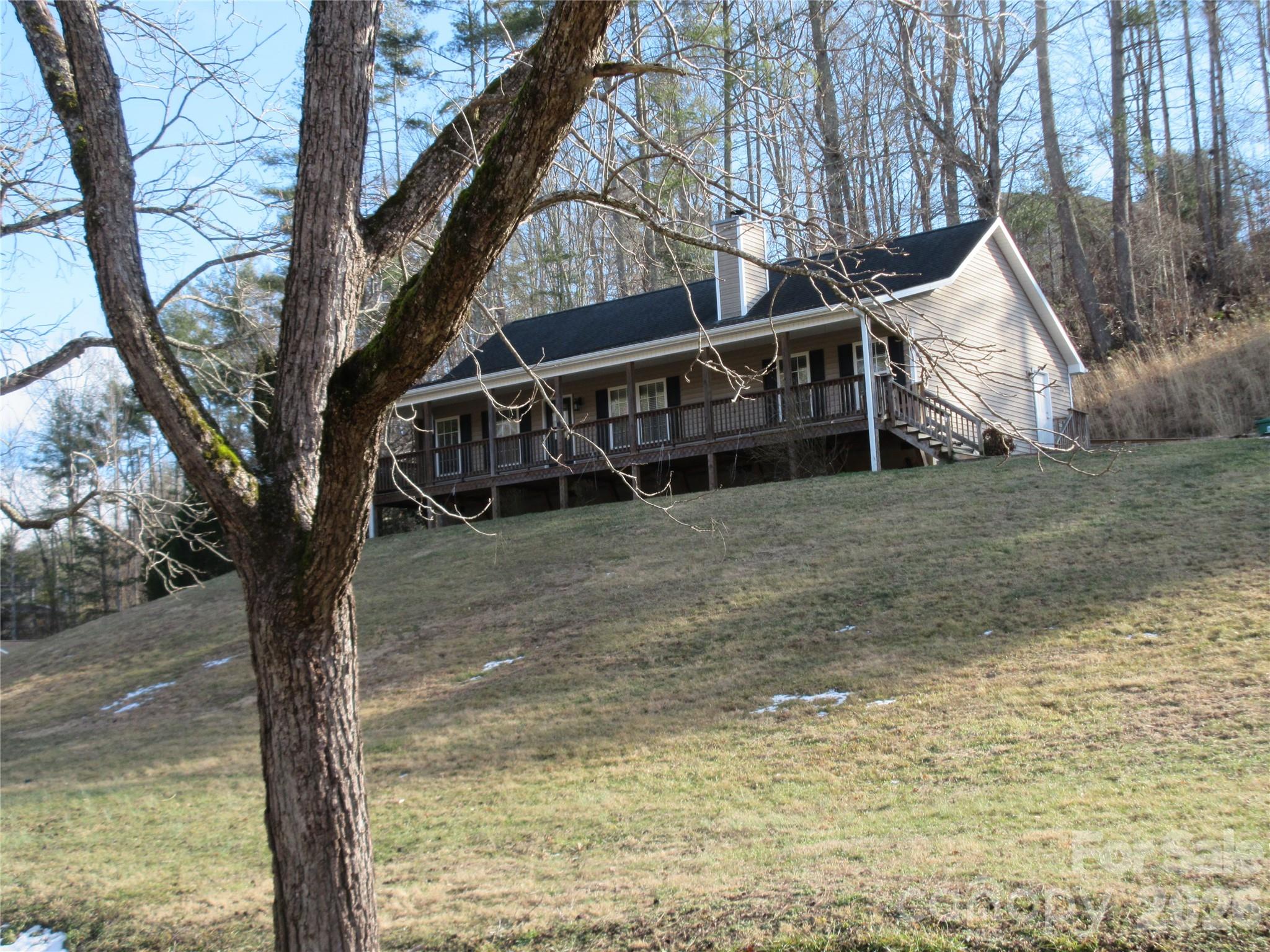 618 Brook Knoll Circle Weaverville NC 28787